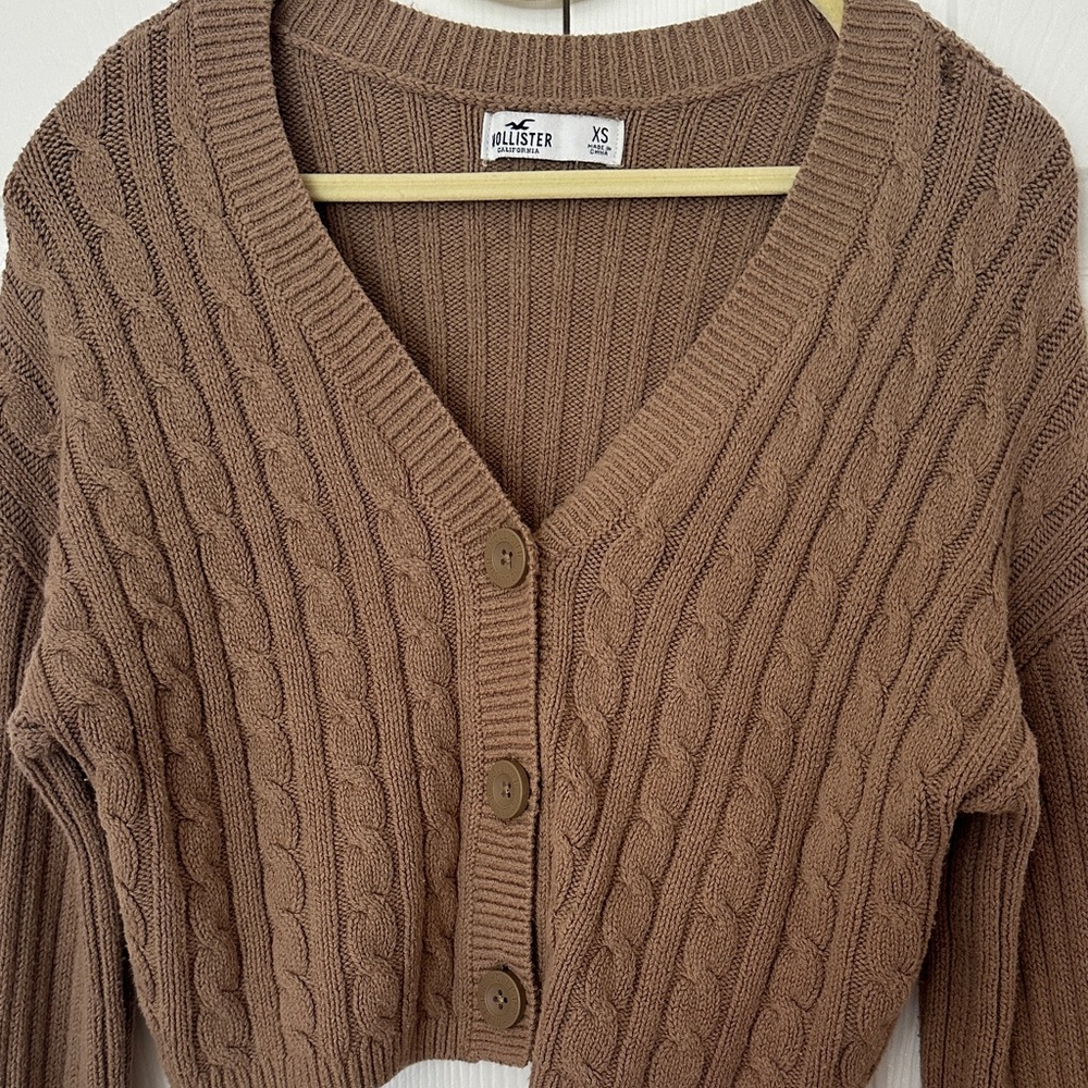 Hollister Women's Tan Cable Knit Cardigan